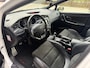 Kia Ceed cee'd 1.6 GT I 204PK I Xenon I Stuurverw I NW APK Stoelv