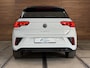 Volkswagen T-Roc 1.5 TSI R-Line Black Style | Panorama|IQ.Light|ACC|Discover Pro|Beats | Trekhaak | Camera | Trekhaak