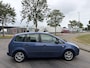 Ford C-Max Focus 1.6-16V Champion 101 PK. Zeer goed rijdende auto met slechts 137.000 KM !!! Alle keuringen toegestaan !!
