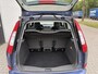 Ford C-Max Focus 1.6-16V Champion 101 PK. Zeer goed rijdende auto met slechts 137.000 KM !!! Alle keuringen toegestaan !!
