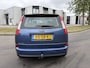 Ford C-Max Focus 1.6-16V Champion 101 PK. Zeer goed rijdende auto met slechts 137.000 KM !!! Alle keuringen toegestaan !!