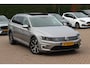 Volkswagen Passat Variant 1.4 TSI GTE Highline / SOH 90% / Panoramadak / Navigatie / Parkeerhulp V+A / Keyless / 18'' / Getint glas / Stoelverwarming / ACC