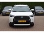 Toyota Corolla Cross 2.0 High Power Hybrid First Edition / 23.304 KM! / Camera / Half leder / CarPlay / Keyless / 18'' / Sfeerverlichting / Stoelverwarming / Dodehoek / DAB / ACC