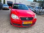 Volkswagen Polo 1.2 Optive 5 deurs, airco, navi,elec pakket, nwe apk !! rijd perfect, grote beurt gehad + nwe banden, 181.618 km