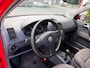 Volkswagen Polo 1.2 Optive 5 deurs, airco, navi,elec pakket, nwe apk !! rijd perfect, grote beurt gehad + nwe banden, 181.618 km