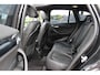 BMW X1 sDrive18i High Executive / Panoramadak / Leder / Head-up / Parkeerhulp V+A / Navigatie / 17'' / Stoelverwarming / Cruise Control