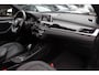 BMW X1 sDrive18i High Executive / Panoramadak / Leder / Head-up / Parkeerhulp V+A / Navigatie / 17'' / Stoelverwarming / Cruise Control