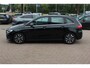 Mercedes-Benz B-klasse 180 Business Solution / Camera / CarPlay / Half leder / 16'' / Cruise Control