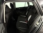 Skoda Kamiq 1.0 TSI Black Pack Camera, Apple carplay, Stoelverwarming, Airco, Keyless start, Virtual desk, Cruise control adaptief, 17 Inch velgen, 2 jaar garantie