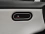 Mercedes-Benz A-klasse 180 d Progressive Pack Panoramadak LED Widescreen Camera Trekhaak Stoelverwarming Apple CarPlay/Android Auto incl. BTW