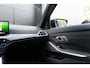 BMW 3-Serie Touring 330e M Zetels Pano H&K M340 Grote Accu