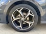 Volkswagen Polo 1.0 TSI *R-Line* Stoelverwarming / Apple Carplay / Urano Grau / PDC V&A / LED / Bluetooth / 17"LMV