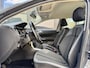 Volkswagen Polo 1.0 TSI *R-Line* Stoelverwarming / Apple Carplay / Urano Grau / PDC V&A / LED / Bluetooth / 17"LMV