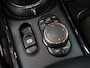 MINI Clubman 2.0 Cooper S Chili Serious Business [SCHUIFKANTELDAK, TREKHAAK AFNEEMBAAR, HARMAN/KARDON, HEAD-UP, ADAPTIVE CRUISE, STOELVERWARMING, PDC ACHTER, BLUETOOTH, CLIMATE, NIEUWSTAAT]