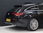 Mercedes-Benz CLA Shooting Brake 200 Business Solution Luxury [SCHUIFKANTELDAK, SFEERVERLICHTING, TREKHAAK UITKLAPBAAR, MEMORY SEATS, BURMESTER, APPLE CARPLAY, ANDROID, STOELVERWARMING, CAMERA, VOL LEDER, CRUISE, CLIMATE, NIEUWSTAAT]
