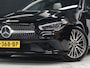Mercedes-Benz CLA Shooting Brake 200 Business Solution Luxury [SCHUIFKANTELDAK, SFEERVERLICHTING, TREKHAAK UITKLAPBAAR, MEMORY SEATS, BURMESTER, APPLE CARPLAY, ANDROID, STOELVERWARMING, CAMERA, VOL LEDER, CRUISE, CLIMATE, NIEUWSTAAT]