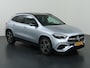 Mercedes-Benz GLA 250e Business Solution AMG | Night | Trekhaak | Panoramaschuifdak | 360 Camera | Dodehoekassistent | Sfeerverlichting |