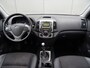 Hyundai i30 CW 1.6i Style * TREKHAAK * PDC !!