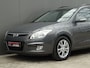 Hyundai i30 CW 1.6i Style * TREKHAAK * PDC !!