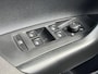 Volkswagen Polo 1.0 TSI Life Edition Automaat / Camera / Airco / PDC V+A / Navigatie via Apple CarPlay Android / Draadloos Laden / 15" LM wielen /