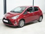 Toyota Yaris 1.5 Hybrid Design Red ✅Afn Trekhaak✅Navi✅Lane Ass.✅Clima✅Cruise✅Camera✅