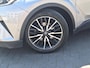 Toyota C-HR / C-HR+ 1.8 Hybrid Style | Dodehoekherkenning, Navigatie, Parkeersensoren, Stoel + Stuurverwarming, DAB, Keyless, 18 inch