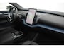Volvo EX30 Single Motor Extended Range Plus 69 kWh | Elektrisch verstelbare en verwarmbare voorstoelen | Warmtepomp | Adaptieve cruise control | Verwarmbaar stuurwiel | Keyless | Semi-elektrische Trekhaak | Harman/Kardon Audio