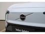 Volvo EX30 Single Motor Extended Range Plus 69 kWh | Elektrisch verstelbare en verwarmbare voorstoelen | Warmtepomp | Adaptieve cruise control | Verwarmbaar stuurwiel | Keyless | Semi-elektrische Trekhaak | Harman/Kardon Audio