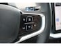Volvo EX30 Single Motor Extended Range Plus 69 kWh | Elektrisch verstelbare en verwarmbare voorstoelen | Warmtepomp | Adaptieve cruise control | Verwarmbaar stuurwiel | Keyless | Semi-elektrische Trekhaak | Harman/Kardon Premium Audio |