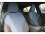 Volvo EX30 Single Motor Extended Range Plus 69 kWh | Elektrisch verstelbare en verwarmbare voorstoelen | Warmtepomp | Adaptieve cruise control | Verwarmbaar stuurwiel | Keyless | Semi-elektrische Trekhaak | Harman/Kardon Audio