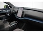 Volvo EX30 Single Motor Extended Range Plus 69 kWh | Elektrisch verstelbare en verwarmbare voorstoelen | Warmtepomp | Adaptieve cruise control | Verwarmbaar stuurwiel | Keyless | Semi-elektrische Trekhaak | Harman/Kardon Audio
