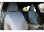 Volvo EX30 Single Motor Extended Range Plus 69 kWh | Elektrisch verstelbare en verwarmbare voorstoelen | Warmtepomp | Adaptieve cruise control | Verwarmbaar stuurwiel | Keyless | Semi-elektrische Trekhaak | Harman/Kardon Audio