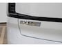 Volvo EX30 Single Motor Extended Range Plus 69 kWh | Elektrisch verstelbare en verwarmbare voorstoelen | Warmtepomp | Adaptieve cruise control | Verwarmbaar stuurwiel | Keyless | Semi-elektrische Trekhaak | Harman/Kardon Audio