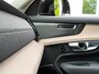 Volvo XC90 2.0 T8 Plug-in hybrid AWD Ultra Dark | Pano | HarmanK | Luchtvering | Head-up | Trekhaak |