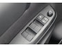 Toyota Yaris Cross 1.5 HYBRID 115 DYNAMIC STOEL/STUURVERW. CAMERA APPLE/ANDROID 17"LM-VELGEN LED-PAKKET KEYLESS AD-CRUISE