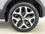 Renault Captur 0.9 TCe Intens 90pk | Climate Control | Camera | Keyless | Dodehoek Detectie | Navigatie | Cruise Control | LMV 17"