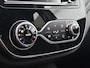 Renault Captur 0.9 TCe Intens 90pk | Climate Control | Camera | Keyless | Dodehoek Detectie | Navigatie | Cruise Control | LMV 17"