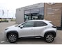 Toyota Yaris Cross 1.5 HYBRID 115 DYNAMIC STOEL/STUURVERW CAMERA APPLE/ANDROID 17 '' LM-VELGEN LED KEYLESS AD-CRUISE