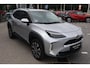Toyota Yaris Cross 1.5 HYBRID 115 DYNAMIC STOEL/STUURVERW CAMERA APPLE/ANDROID 17 '' LM-VELGEN LED KEYLESS AD-CRUISE