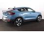 Volvo C40 Extended Range Plus 82 kWh - IntelliSafe Assist & Surround - Parkeercamera achter - Verwarmde voorstoelen & stuur - Parkeersensoren voor & achter - Draadloze tel. lader - Warmtepomp - High Performance audio- Extra getint glas - Semi elektr. inklapbare trekhaak - 19' LMV