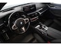 BMW 5-Serie Touring 520d 190pk -M Sport / Pano / Shadow Line-