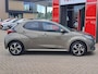 Toyota Yaris 1.5 Hybrid 115 First Edition PARKEERSENSOREN VOOR+ACHTER STUUR+STOELVERWARMING CAMERA ADAPTIVE CRUISE