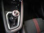 Renault Clio 1.0 TCe100 R.S. Line | airco automatisch | Apple Carplay/Android | Autonomous Emergency Braking | cruise control | LED koplampen | lichtmetalen velgen 17" | navigatiesysteem full map | rijstrooksensor met correctie |