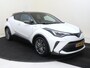 Toyota C-HR / C-HR+ 2.0 Hybrid Executive AUTOMAAT | airco automatisch | Apple Carplay/Android | bots herkenning en activatie | cruise control adaptief | dodehoek detectie | full-LED koplampen | lederen bekleding | lichtmetalen velgen 18" | navigatiesysteem full map |