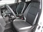 Kia Picanto 1.0 DPI GT-Line | Stuur-/stoelverwarming | Schuifdak | Camera | Dodehoek detectie | Telefoonlader | Clima | Navi | 16" LM | LED | Cruise |