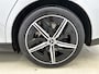 Mercedes-Benz CLA Shooting Brake 250+ Business Solution AMG 85 kWh | Nightpakket | Trekhaak | Vast panoramadak | Massagefunctie | Warmtewerend, donkergetint glas | URBAN GUARD | 18 inch vijfspaaks lichtmetalen AMG-velgen |