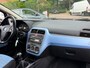 Fiat Punto Grande 1.4 Active *NW. APK*AIRCO*5 DEURS*ELEKTR. PAKKET*LM. VELGEN*