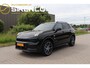 Lynk & Co 01 1.5 | ruime voorraad | zwart & blauw | 360 camera | panoramadak |