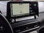 Hyundai Kona Electric EV Fashion 64 kWh | Trekhaak | Apple Carplay/Android Auto | Achteruitrijcamera | Lichtmetalen velgen | Climate control | Navigatie |