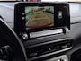 Hyundai Kona Electric EV Fashion 64 kWh | Trekhaak | Apple Carplay/Android Auto | Achteruitrijcamera | Lichtmetalen velgen | Climate control | Navigatie |